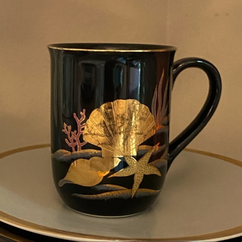 Vintage Otagiri Black Gold Trim Shells Mug - Japan